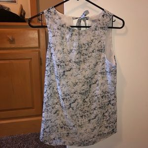 Pale blue, patterned blouse tank top from H&M 💙